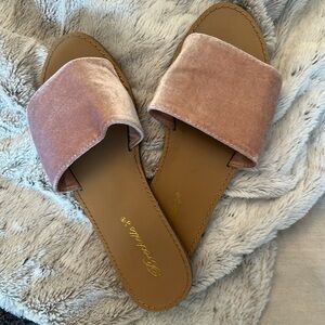 Pink Velvet slide
